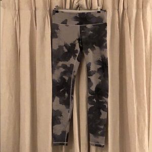 Lululemon Tie Dye Pattern Legging